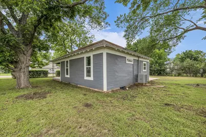 620 Washington Street, McGregor, TX 76657 - Photo 18