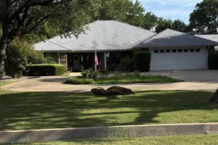 3808 Fairway Dr, Granbury, TX 76049 - Photo 1