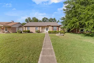 707 Shadybrook Ln, Seagoville, TX 75159 - Photo 1