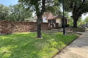 923 Turtle Lake Blvd, Irving, TX 75060 - Photo 16