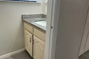 923 Turtle Lake Blvd, Irving, TX 75060 - Photo 10