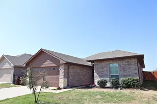 106 Cornell Ave, Farmersville, TX 75442 - Photo 2