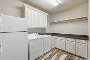 12956 Chisholm Rnch Dr, Fort Worth, TX 76052 - Photo 32