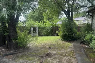 8203 Lullwater Dr, Dallas, TX 75218 - Photo 18