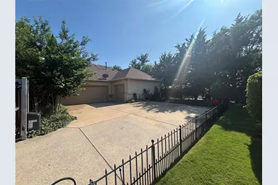 2201 Austin Waters, Carrollton, TX 75010 - Photo 32