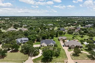 2009 Wigeon St, Granbury, TX 76049 - Photo 2