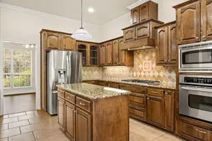 2009 Wigeon St, Granbury, TX 76049 - Photo 12
