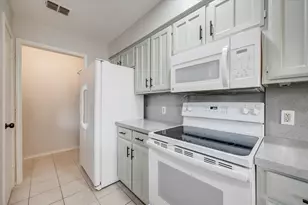 2319 Indigo Ln, Arlington, TX 76015 - Photo 12