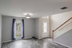 2812 N Hampton Dr, Grand Prairie, TX 75052 - Photo 2