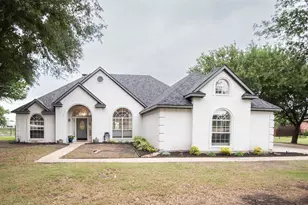1393 W Alamosa Dr, Talty, TX 75160 - Photo 2