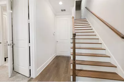 4666 New Water Lane, Dallas, TX 75219 - Photo 18