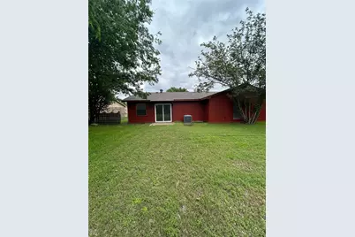 1105 N Knowles Drive, Saginaw, TX 76179 - Photo 2