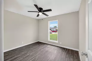 7528 Meadowlark Ln N, Watauga, TX 76148 - Photo 12