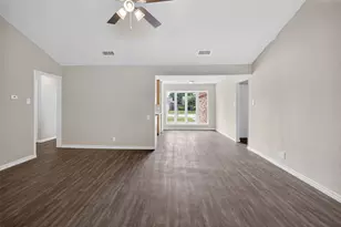 7528 Meadowlark Ln N, Watauga, TX 76148 - Photo 4