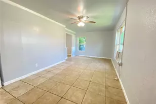 1203 Hall St, Lancaster, TX 75146 - Photo 6
