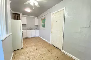 1203 Hall St, Lancaster, TX 75146 - Photo 8