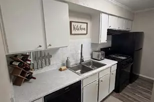 11457 Dennis Rd, Dallas, TX 75229 - Photo 4