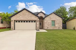 2808 Binyon, Fort Worth, TX 76133 - Photo 1