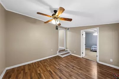 505 W Columbus Street, West, TX 76691 - Photo 18