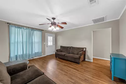 505 W Columbus Street, West, TX 76691 - Photo 4