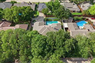 7811 Pencross Ln, Dallas, TX 75248 - Photo 36
