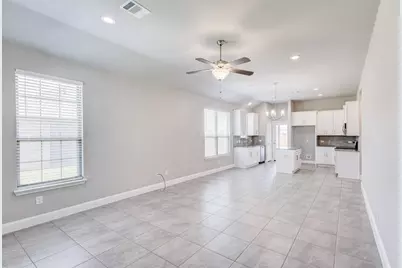 301 Pearl Street, Cleburne, TX 76031 - Photo 4