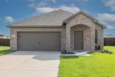 301 Pearl Street, Cleburne, TX 76031 - Photo 1