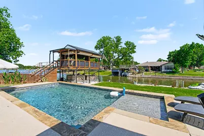 3801 Quail Run, Granbury, TX 76049 - Photo 2