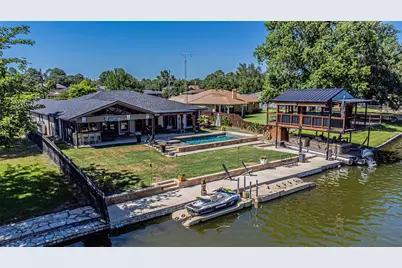 3801 Quail Run, Granbury, TX 76049 - Photo 1