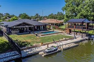 3801 Quail Run, Granbury, TX 76049 - Photo 1