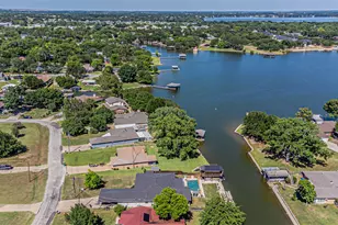 3801 Quail Run, Granbury, TX 76049 - Photo 2