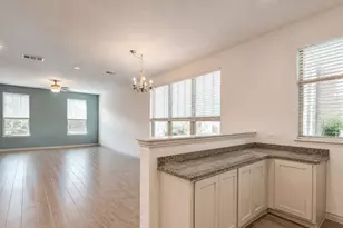4535 Fossil Opal Ln, Arlington, TX 76005 - Photo 4