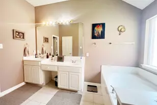 10361 Balsam Dr, Frisco, TX 75033 - Photo 8