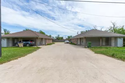 136 Nolan #B, Tye, TX 79563 - Photo 1