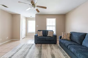136 Nolan, Tye, TX 79563 - Photo 8