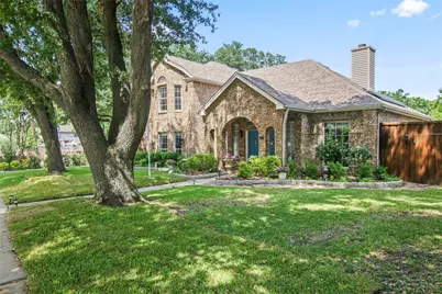 801 Fall Drive, Allen, TX 75002 - Photo 2