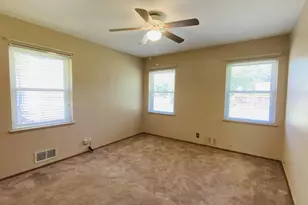 1617 Blackhawk Ln, Garland, TX 75043 - Photo 8