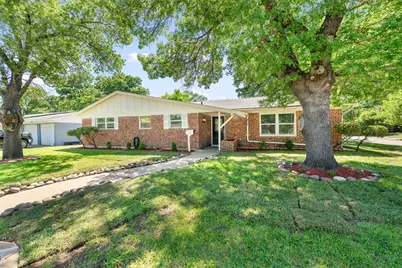 2133 Williams Place, Fort Worth, TX 76111 - Photo 1