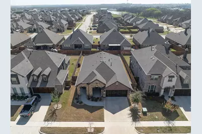 2761 Lisa Maria Street, Burleson, TX 76028 - Photo 28