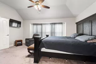 2761 Lisa Maria St, Burleson, TX 76028 - Photo 18