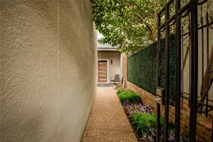 4313 Tomberra Way, Dallas, TX 75220 - Photo 4