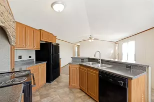 3375 S Forty Dr, Weatherford, TX 76085 - Photo 4