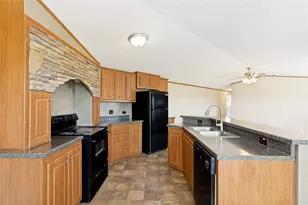 3375 S Forty Dr, Weatherford, TX 76085 - Photo 12