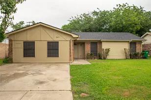 5621 Brent Dr, Haltom City, TX 76148 - Photo 1
