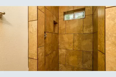5621 Brent Drive, Haltom City, TX 76148 - Photo 22