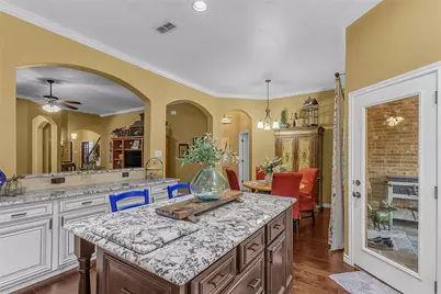 4512 Seventeen Lakes Court, Fort Worth, TX 76262 - Photo 12
