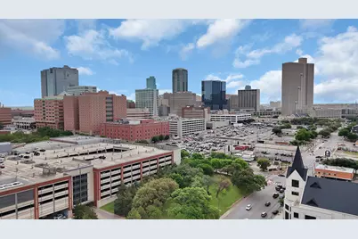 406 Mills Street, Fort Worth, TX 76102 - Photo 4