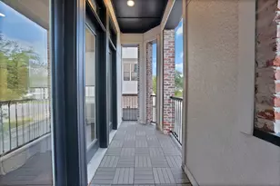 406 Mills St, Fort Worth, TX 76102 - Photo 26