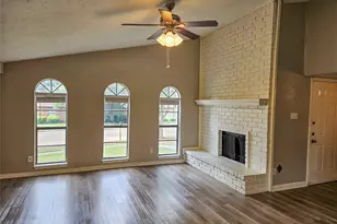 3717 Red Oak Dr, Garland, TX 75043 - Photo 8