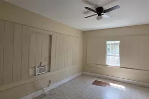 1719 Elizabeth Ave, Wichita Falls, TX 76301 - Photo 4